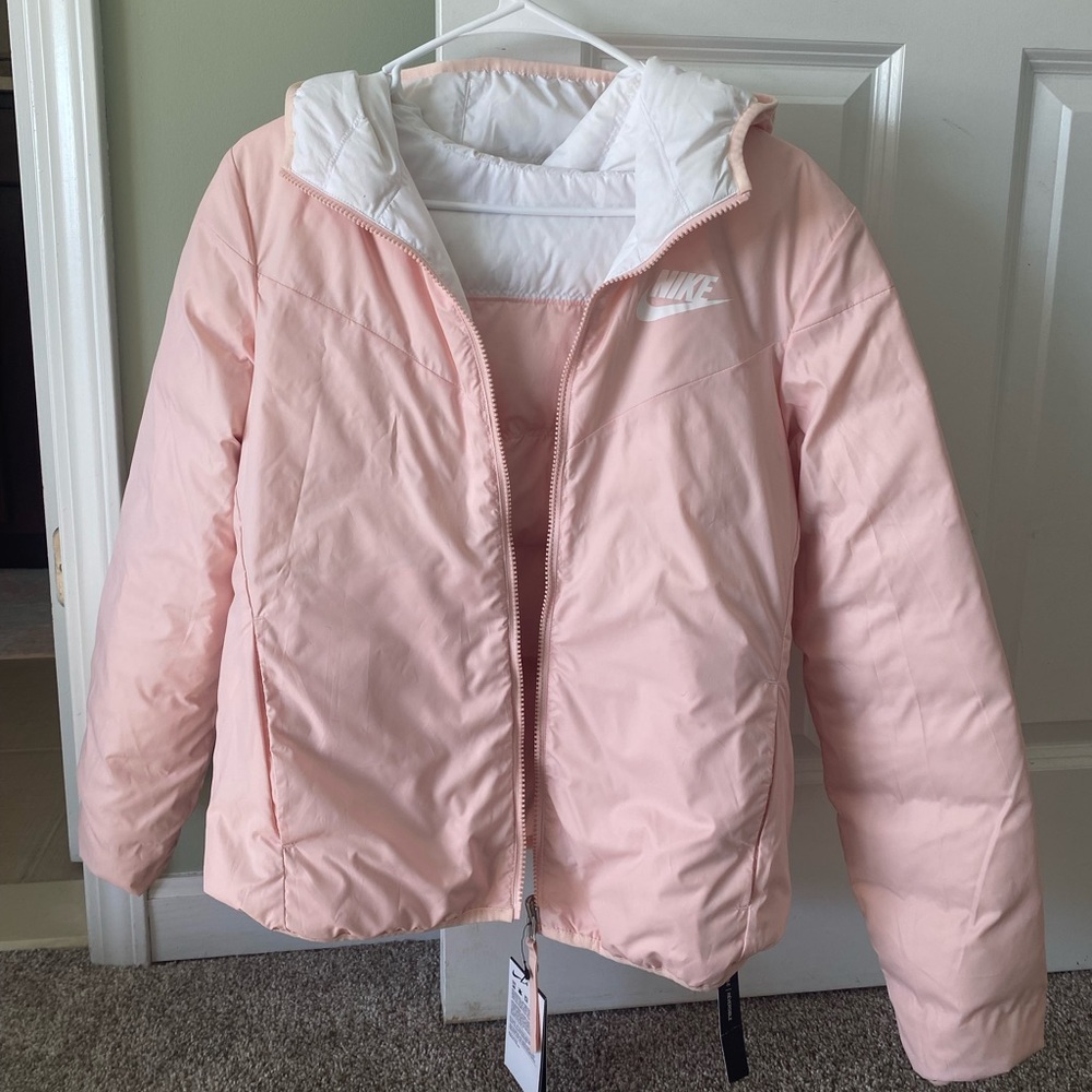 NWT Women’s Nike Reversible Down-filled Jacket